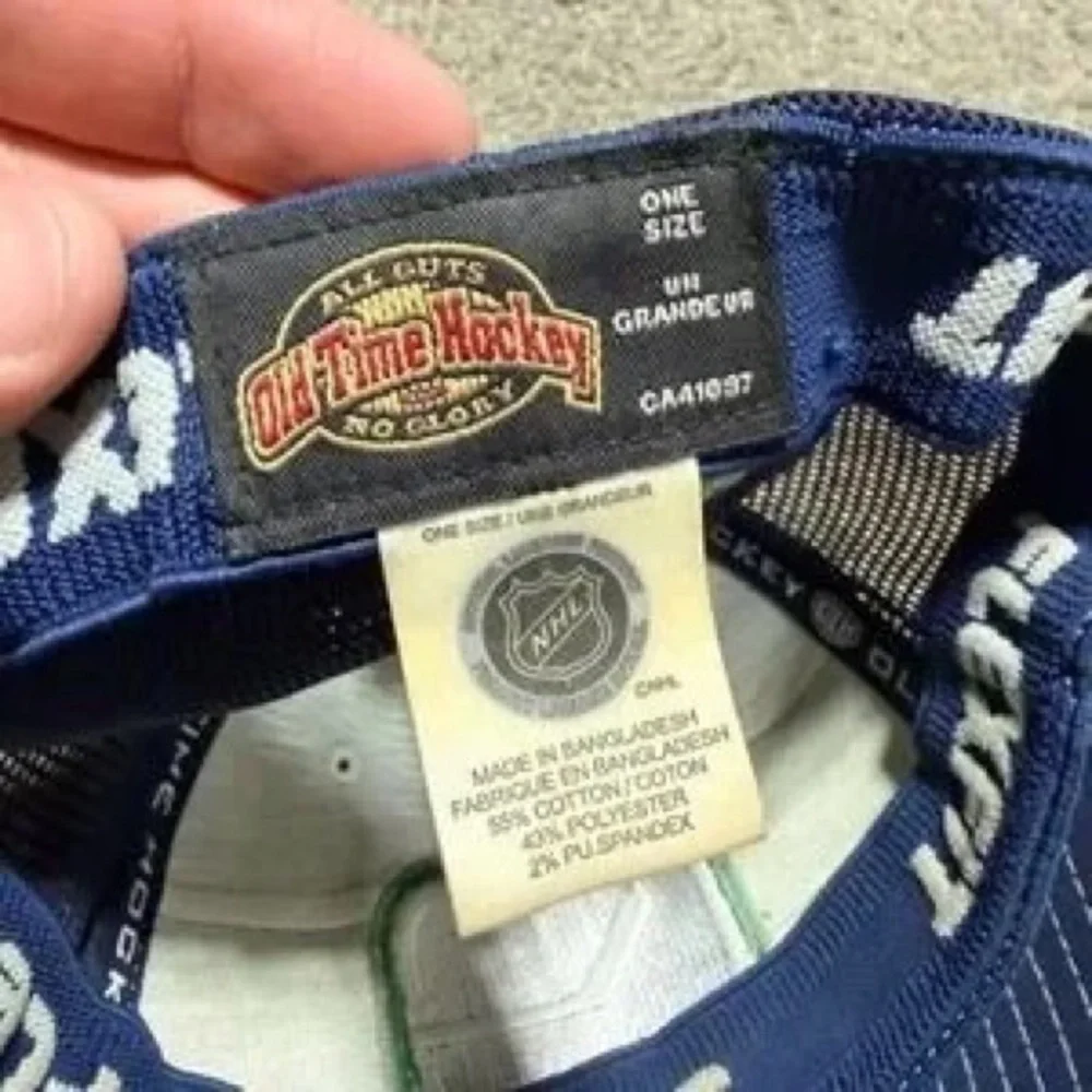 Kids Green and Navy Mesh Baseball Cap with Hockey Logo - Picture 6 of 7
